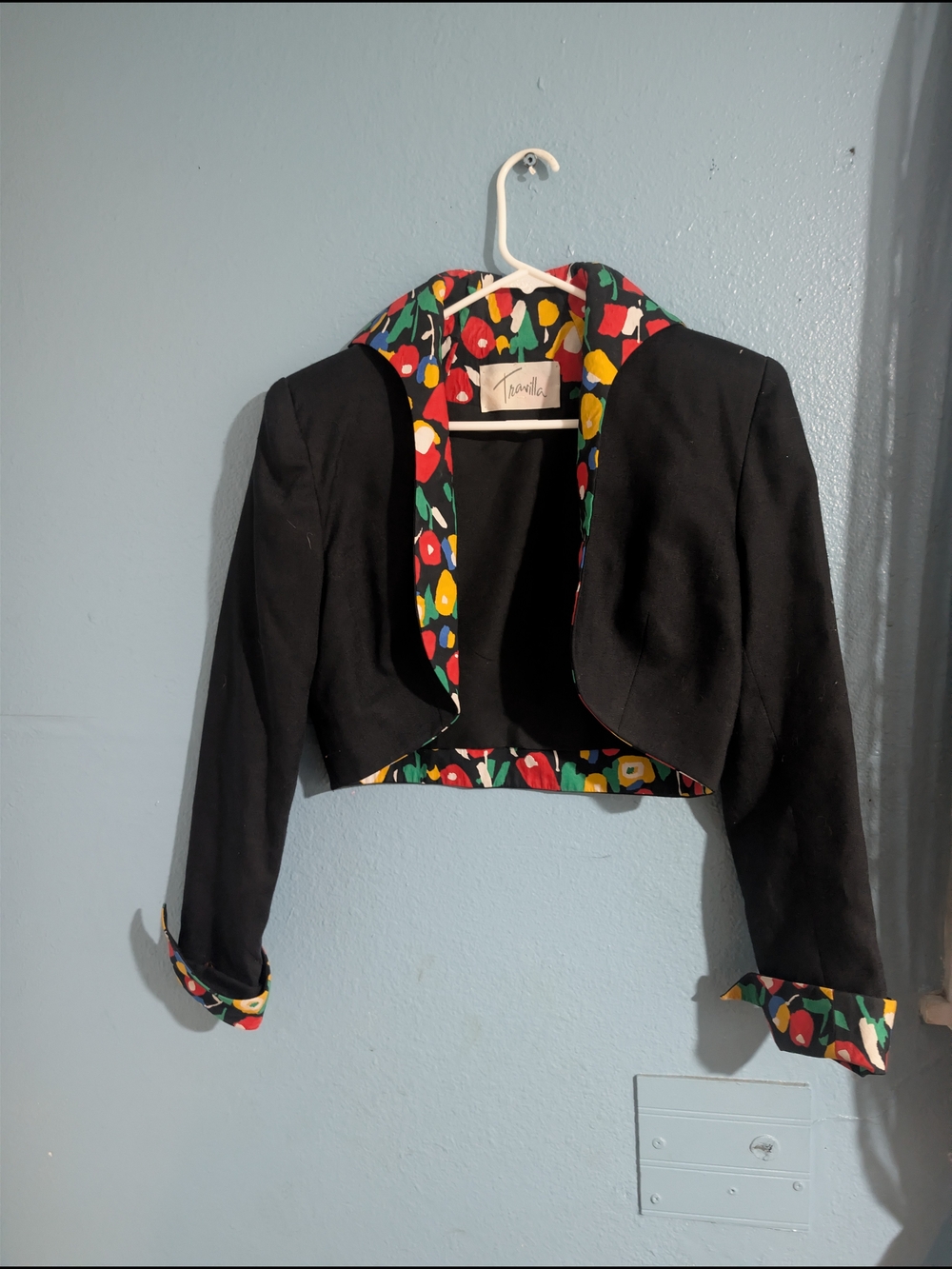 Travilla Black Cropped Jacket with Colorful Floral Trim - Unknown Brand